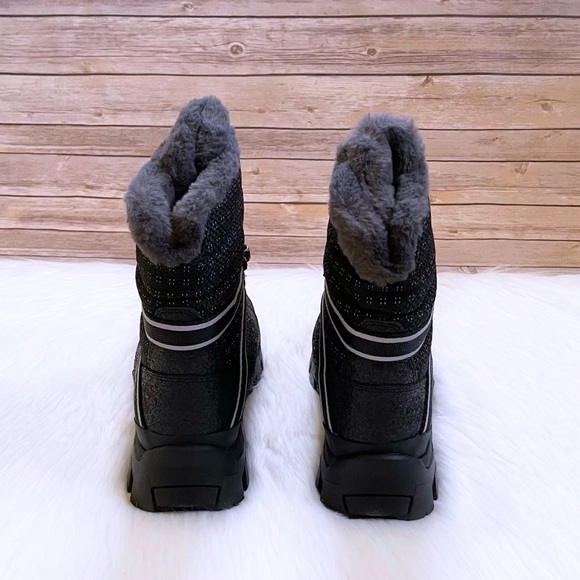 Timberland Women’s Jenness Falls Waterproof Insulated Black Helcor Boots - Picture 6 of 7